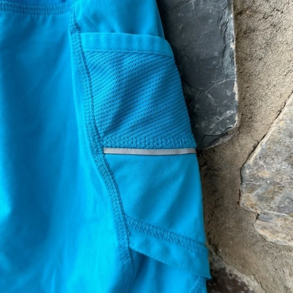 Athleta ‘Ready Set’ Athletic Shorts in Turquoise Blue Size Small